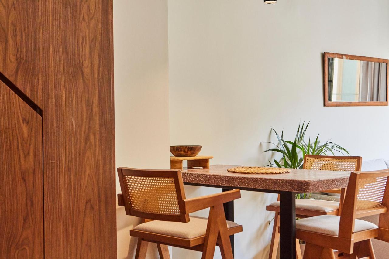 Mosaics Athens Boutique Apartments ภายนอก รูปภาพ